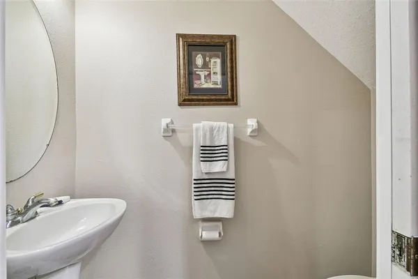 $365,000 | 3331 Covered Bridge Drive East, Dunedin, FL 34698