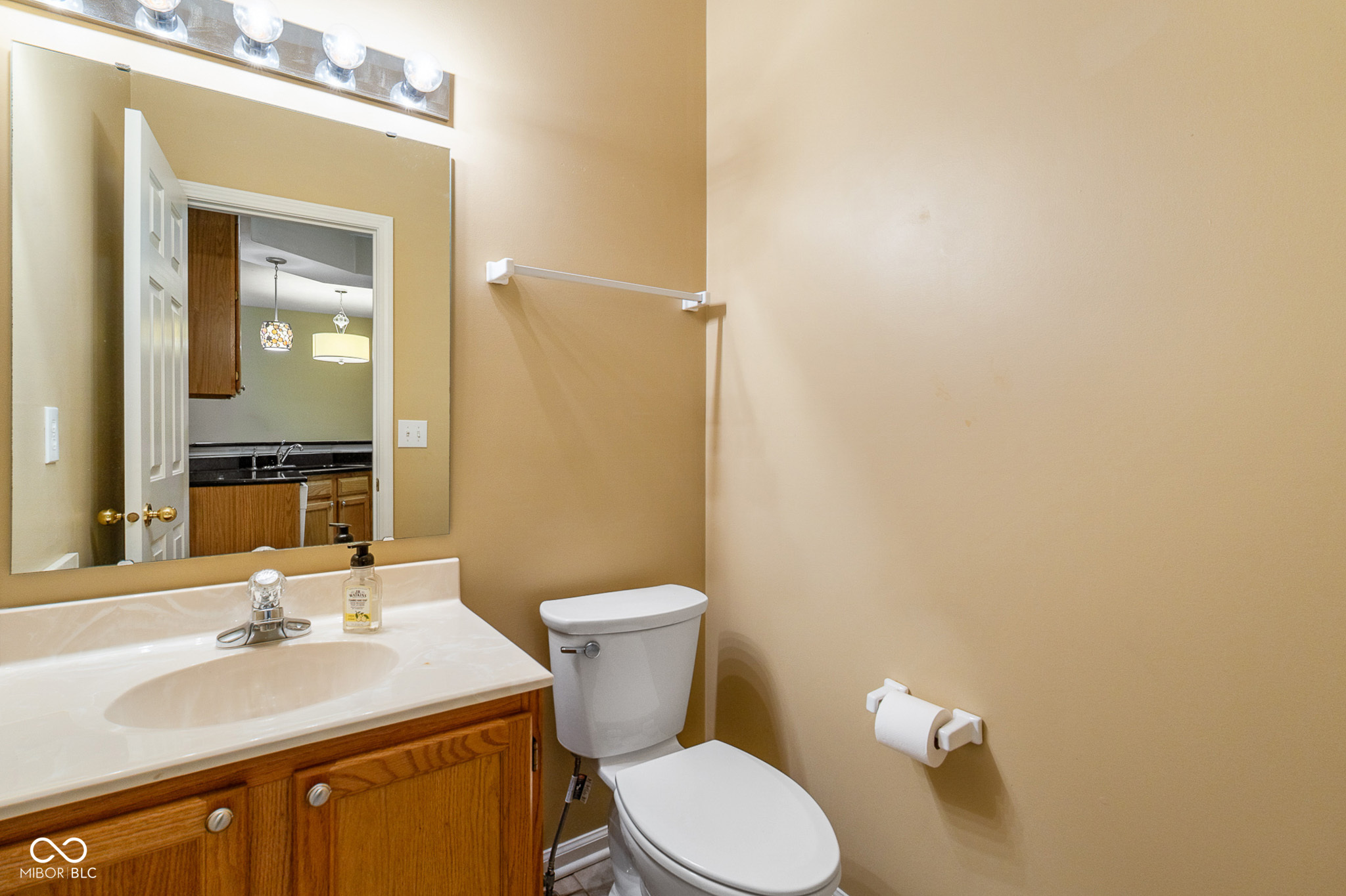 6006 Racine Lane Indianapolis, IN 46254 - Photo 10 of 17 Gallery Image 10