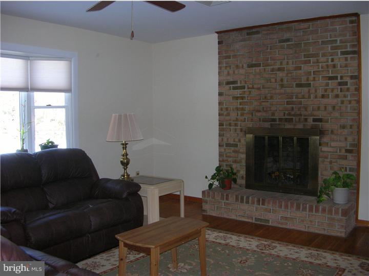 596 Village Road West Princeton Junction, NJ 08550 - Photo 5 of 25 Living Room