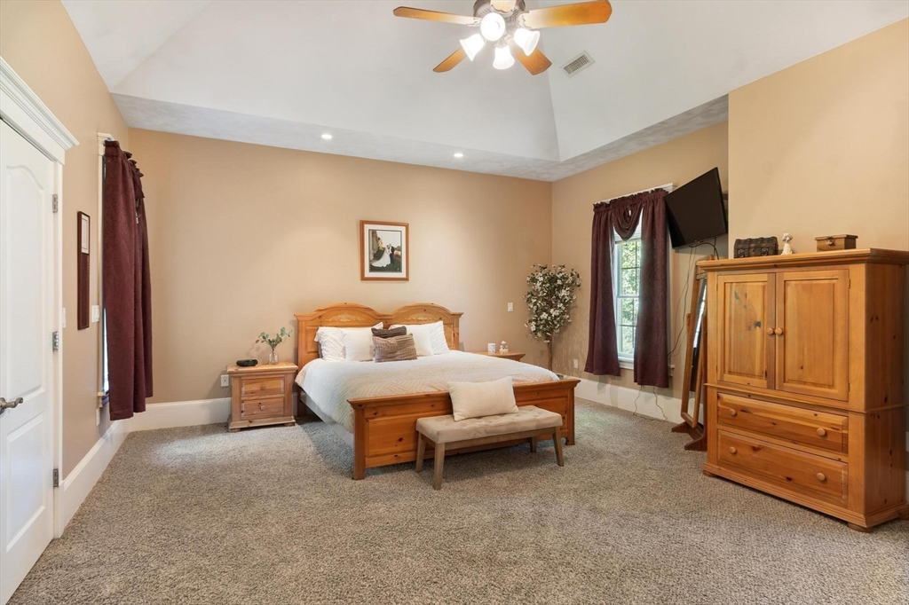 24 Mill Road Wilmington, MA 01887 - Photo 15 of 42