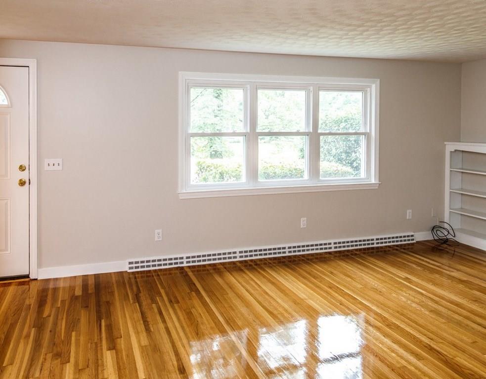 29 Wheeler Road Westborough, MA 01581 - Photo 5 of 37 Gallery Image 5