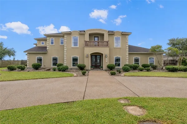 $799,000 | 6001 King Trail, Corpus Christi, TX 78414