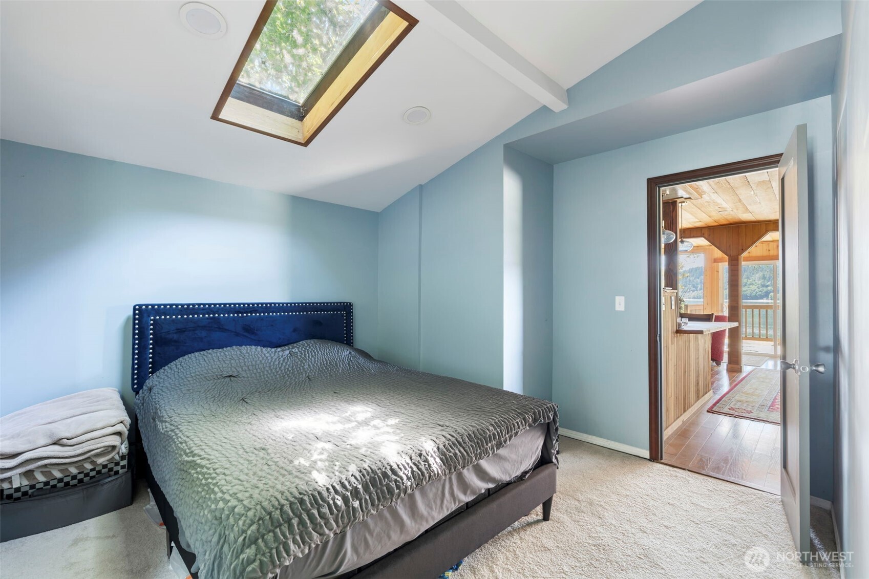 28243 Manzanita Beach Road Southwest Vashon, WA 98070 - Photo 21 of 35