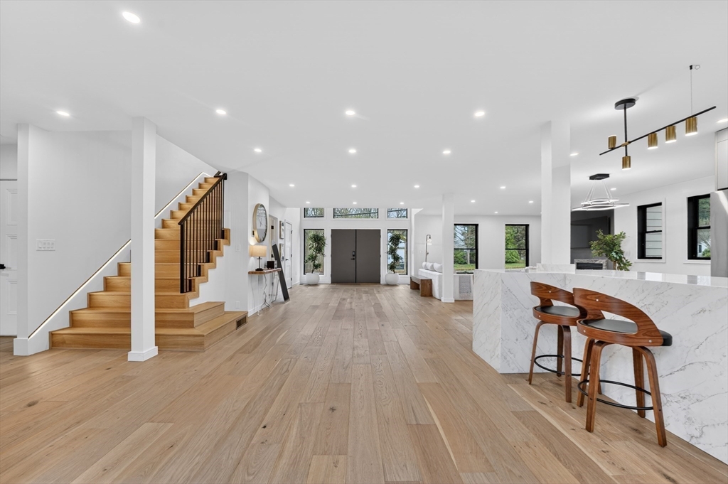 8 Noanett Road Needham, MA 02494 - Photo 12 of 42