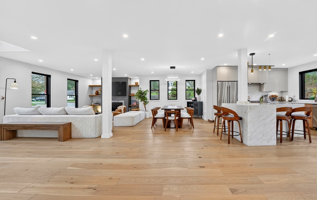 8 Noanett Road Needham, MA 02494 - Photo 10 of 42