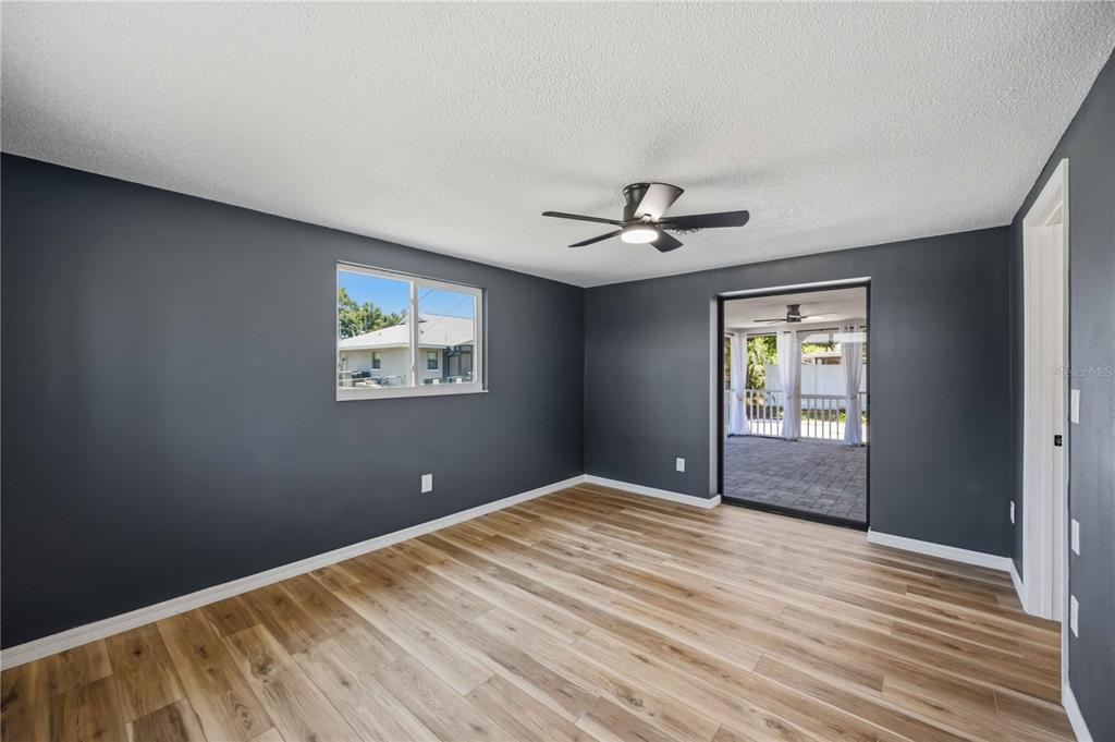 386 Cabana Road Venice, FL 34293 - Photo 32 of 56