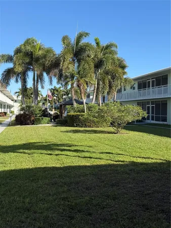 $88,000 | 2100 Northeast 38th Street, Unit 225, Lighthouse Point, FL 33064