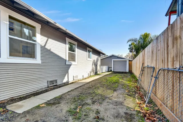 $644,999 | 367 College Street, Hollister, CA 95023