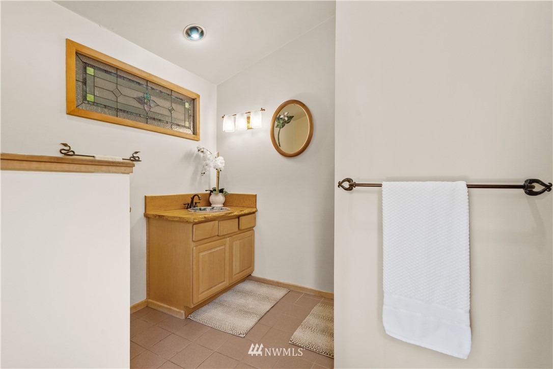 99 Hawthorn Road Bellingham, WA 98225 - Photo 21 of 37