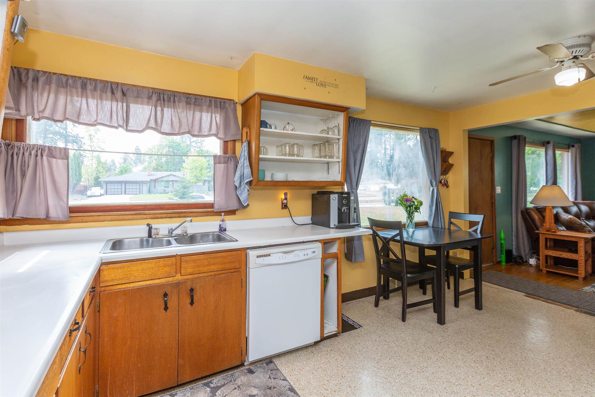 13321 East Saltese Road Spokane Valley, WA 99216 - Photo 11 of 32