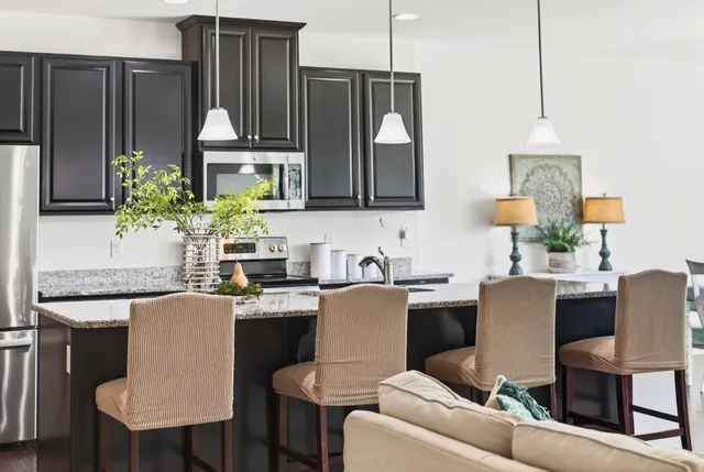 $614,900 | 423 Heroit Drive, Spring Hill, TN 37174