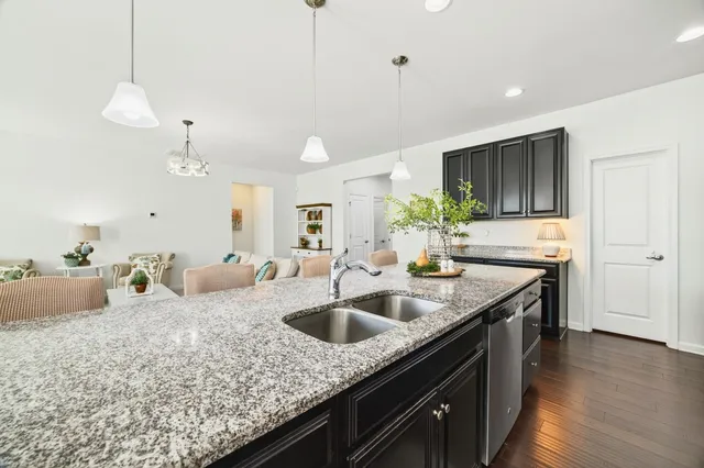 $614,900 | 423 Heroit Drive, Spring Hill, TN 37174