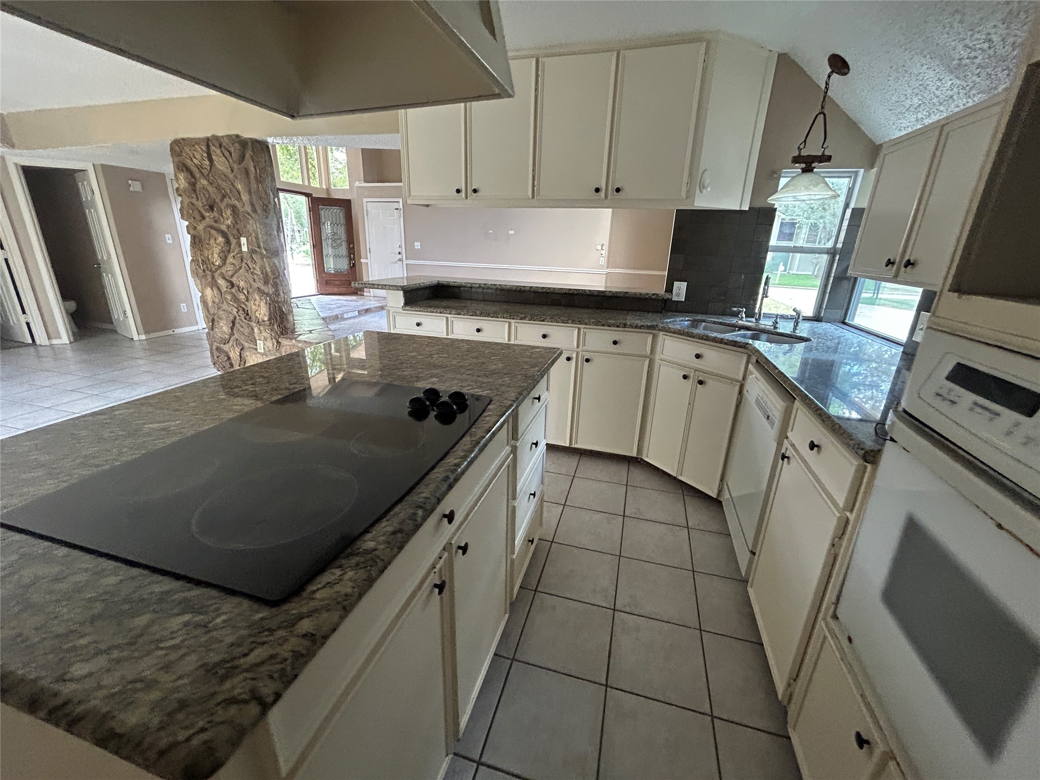 19427 Enchanted Spring Drive Spring, TX 77388 - Photo 9 of 19 Gallery Image 9