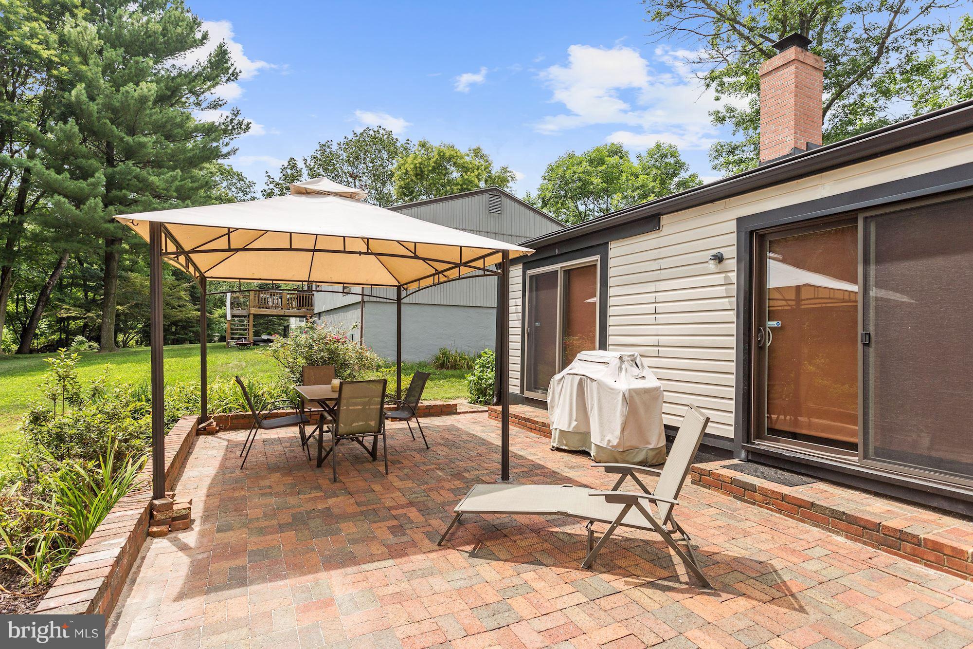 6306 Setting Star Columbia, MD 21045 - Photo 28 of 30 Brick Patio