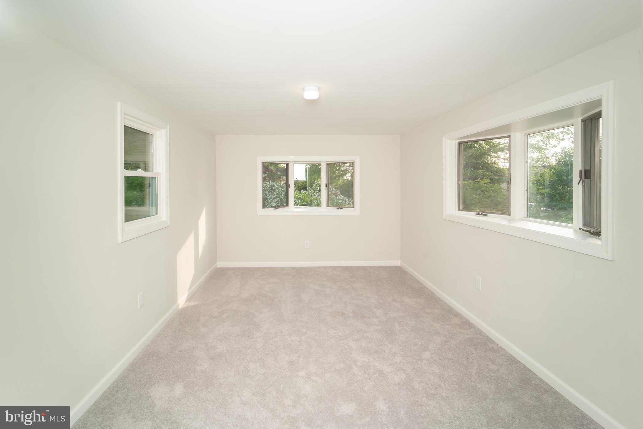 324 East 3rd Avenue Runnemede, NJ 08078 - Photo 11 of 16