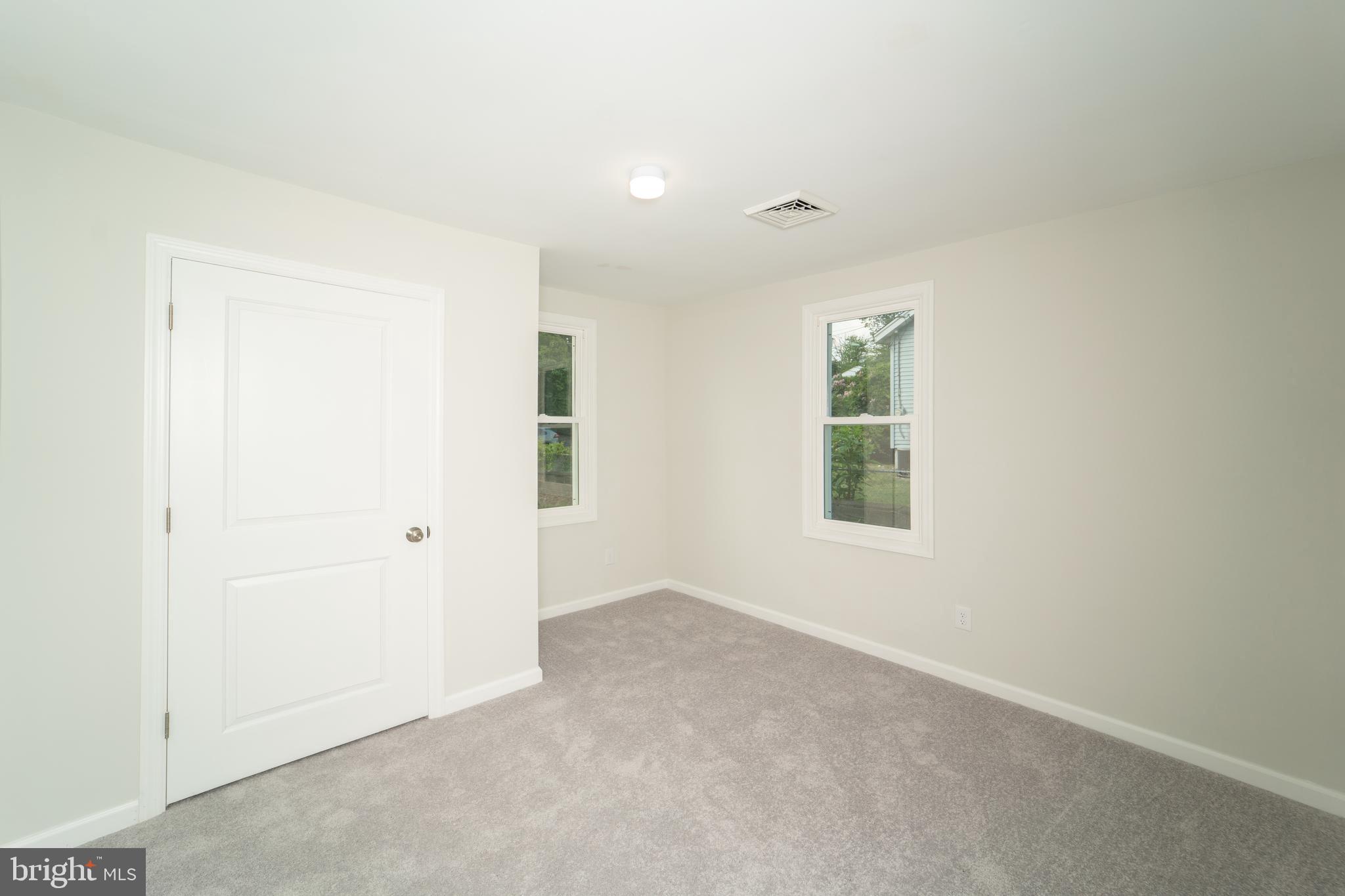 324 East 3rd Avenue Runnemede, NJ 08078 - Photo 14 of 16