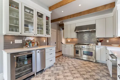 $2,595,000 | 4910 Brandywine Street Northwest, Washington, DC 20016