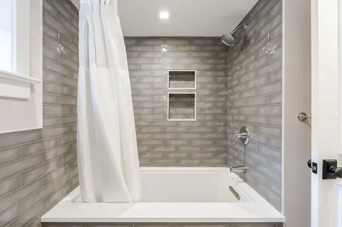 $2,595,000 | 4910 Brandywine Street Northwest, Washington, DC 20016