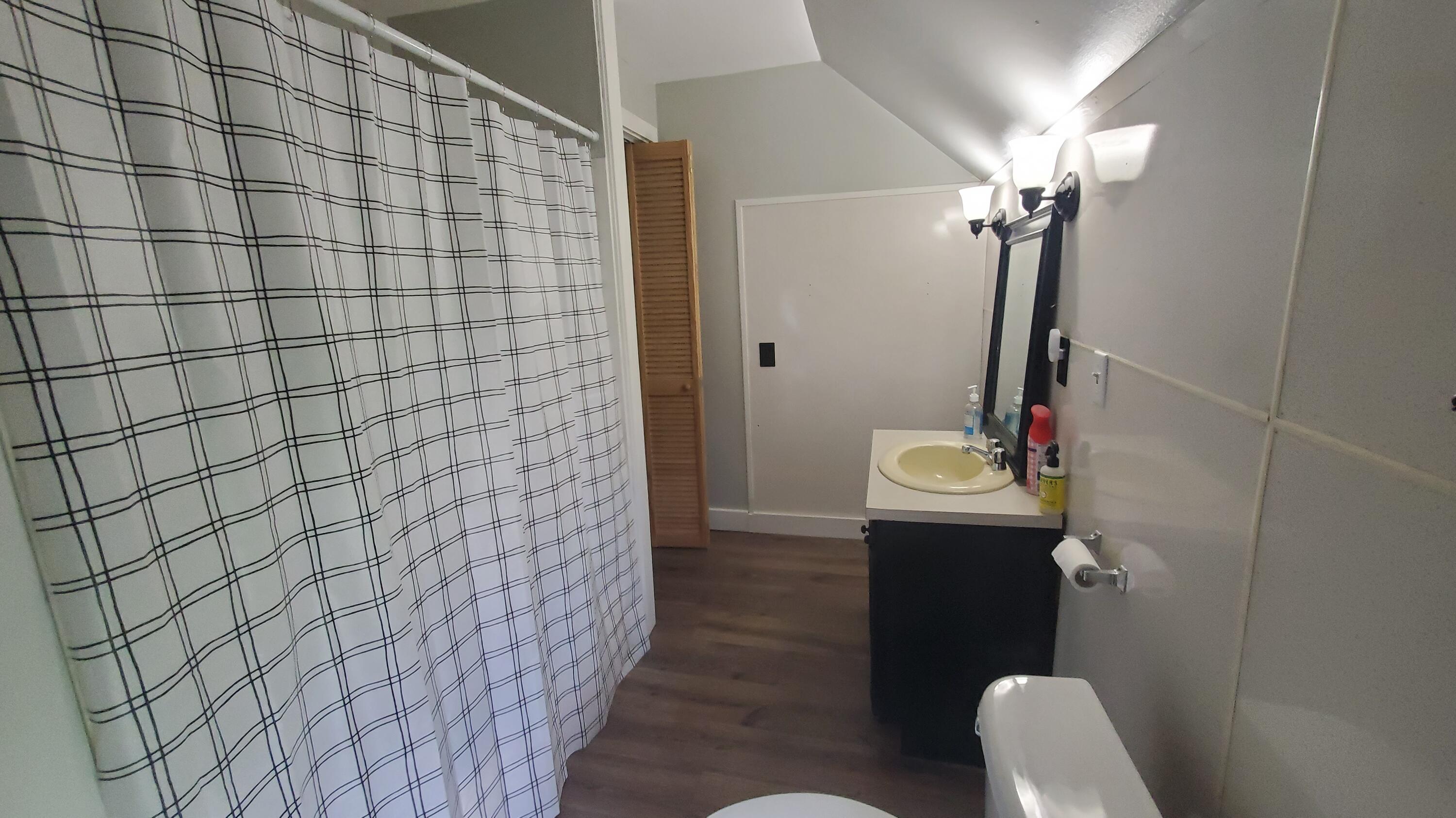 236 Birch Street Bangor, ME 04401 - Photo 33 of 52 20250703_131734