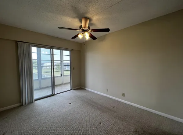 $1,600 | 122 Brighton Drive, Unit C, Boca Raton, FL 33434