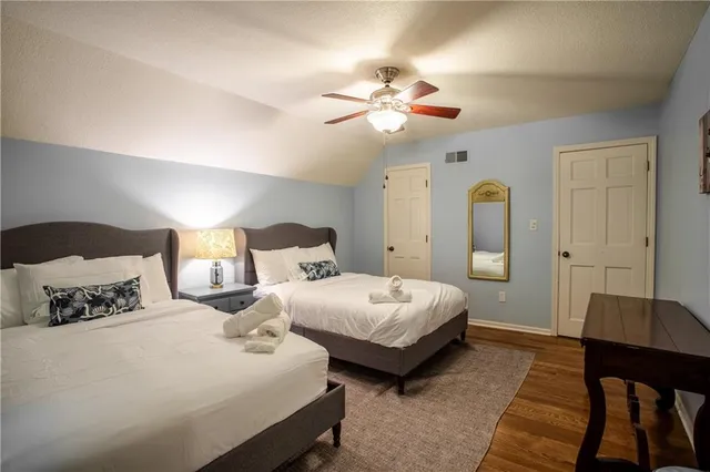 $7,000 | 8321 West 102nd Street, Overland Park, KS 66212