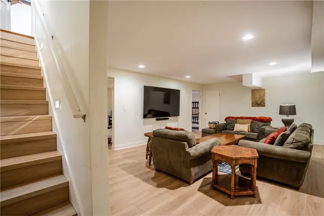 $7,000 | 8321 West 102nd Street, Overland Park, KS 66212