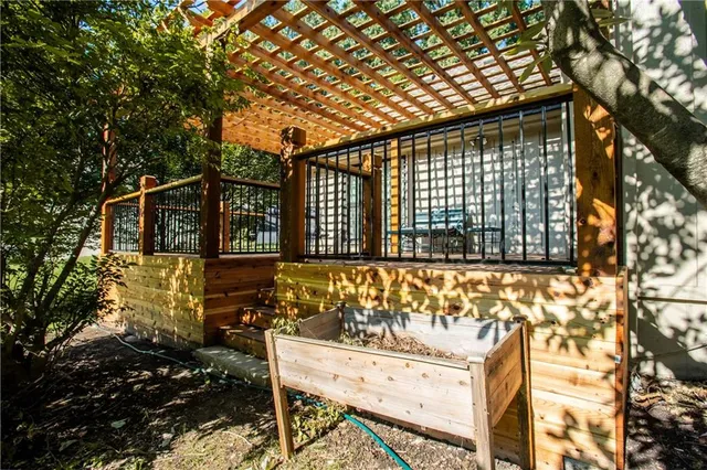 $7,000 | 8321 West 102nd Street, Overland Park, KS 66212