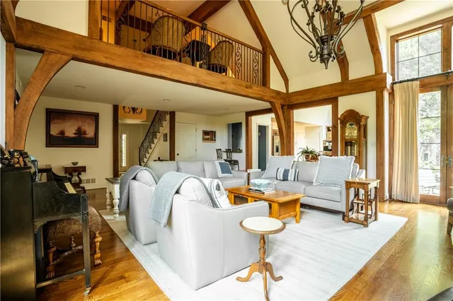 $7,000 | 8321 West 102nd Street, Overland Park, KS 66212