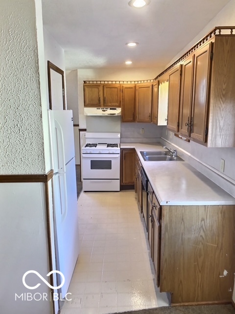 728 Powell Street Lebanon, IN 46052 - Photo 3 of 31