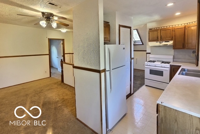 728 Powell Street Lebanon, IN 46052 - Photo 7 of 31
