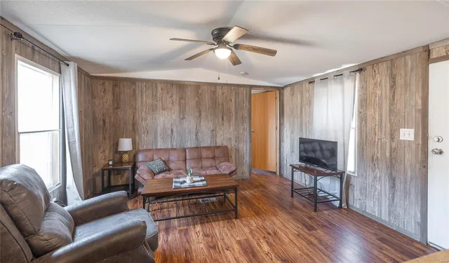 $1,600,000 | 4247 Wayne Rte Hh, Piedmont, MO 63957