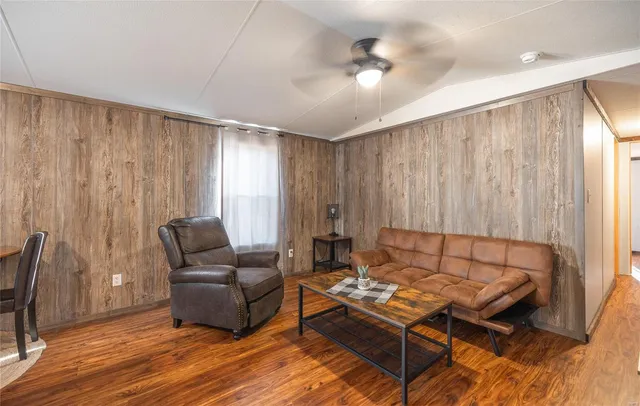 $1,600,000 | 4247 Wayne Rte Hh, Piedmont, MO 63957