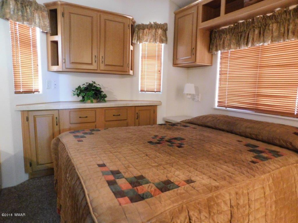 2227 Old Crooks Trail Overgaard, AZ 85933 - Photo 8 of 11 Gallery Image 8