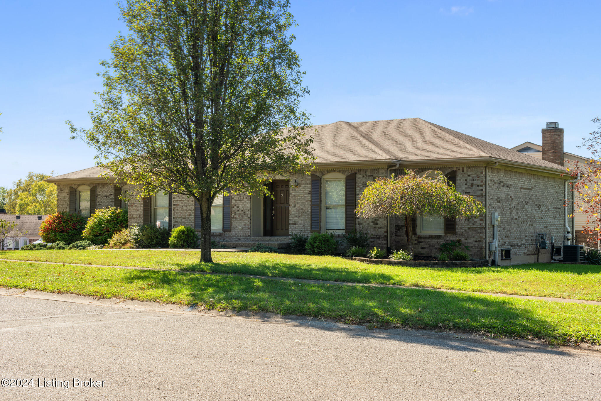 6000 Hurstview Road Louisville, KY 40291 - Photo 11 of 58 6000 Hurstview_8338