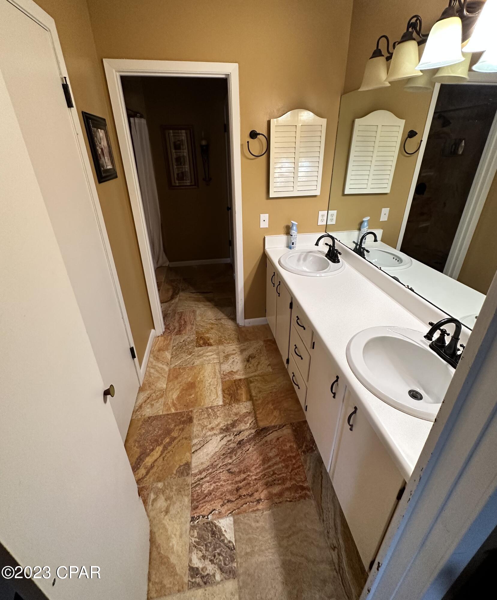 7336 Highway 90 Grand Ridge, FL 32442 - Photo 11 of 71 Gallery Image 11