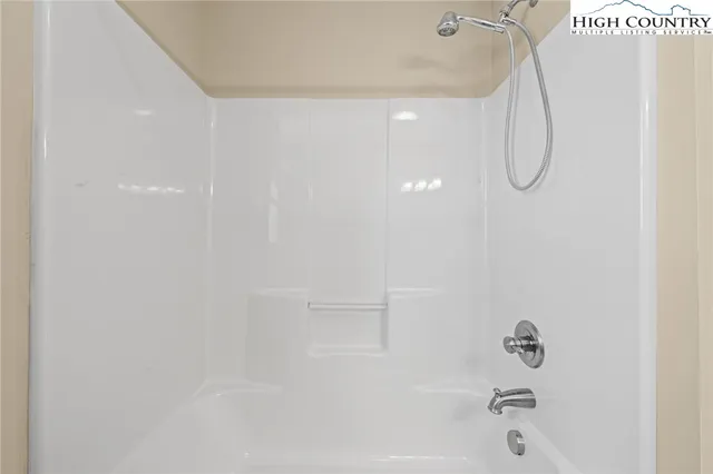 $949,000 | 276 Storie Road, Boone, NC 28607