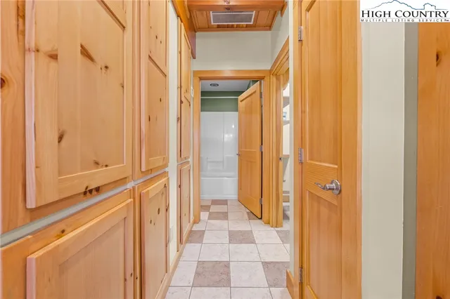 $949,000 | 276 Storie Road, Boone, NC 28607