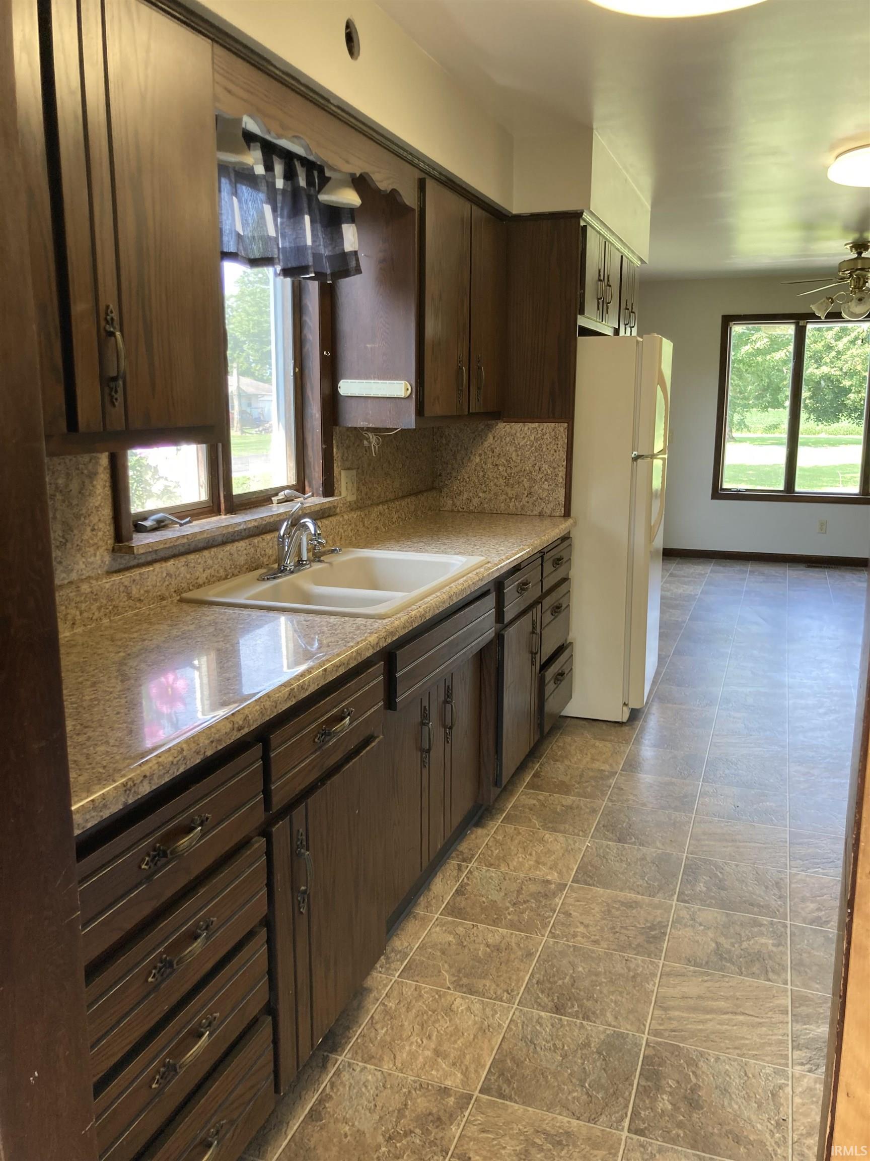 2414 South County Line Road Ossian, IN 46777 - Photo 15 of 35