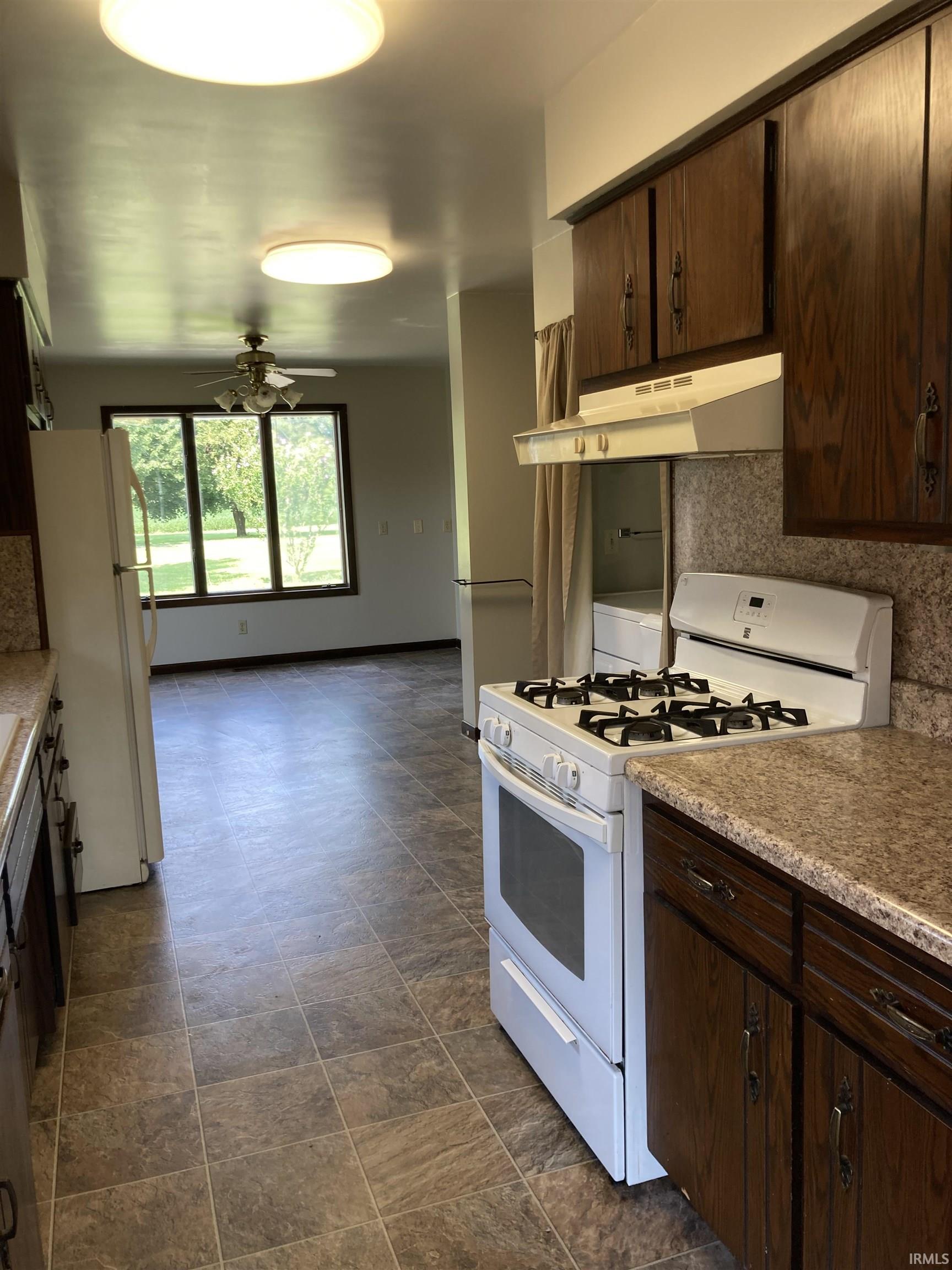 2414 South County Line Road Ossian, IN 46777 - Photo 16 of 35