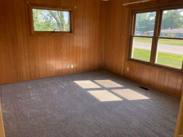 $207,000 | 2414 South County Line Road, Ossian, IN 46777