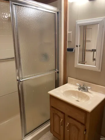 $207,000 | 2414 South County Line Road, Ossian, IN 46777