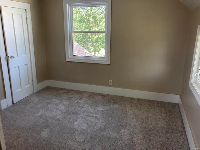 $207,000 | 2414 South County Line Road, Ossian, IN 46777