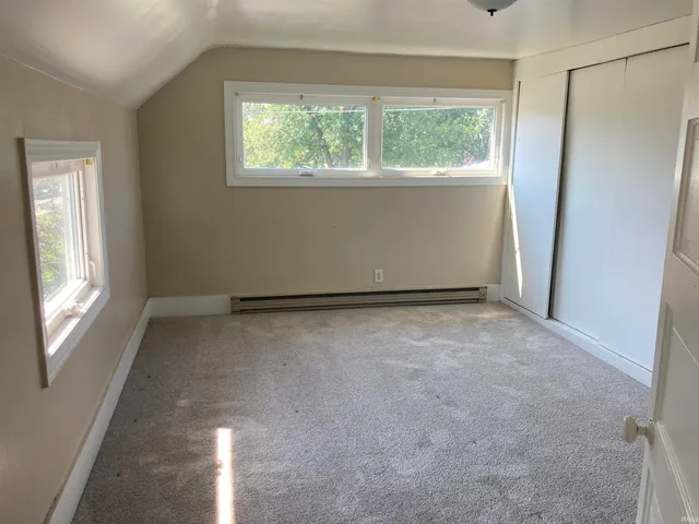 $207,000 | 2414 South County Line Road, Ossian, IN 46777