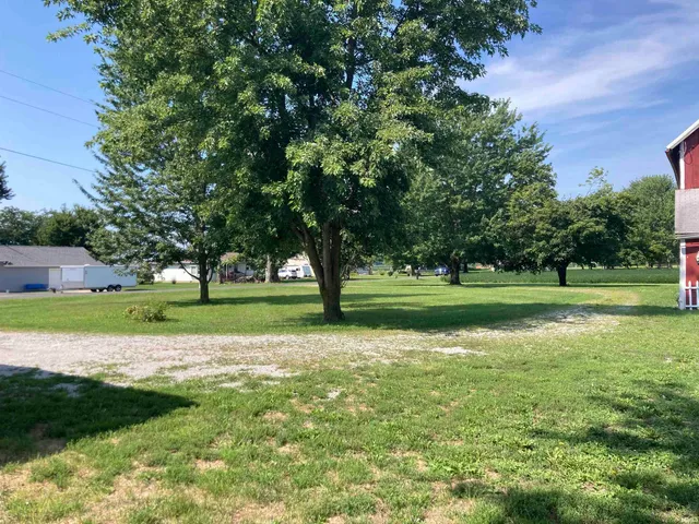 $207,000 | 2414 South County Line Road, Ossian, IN 46777