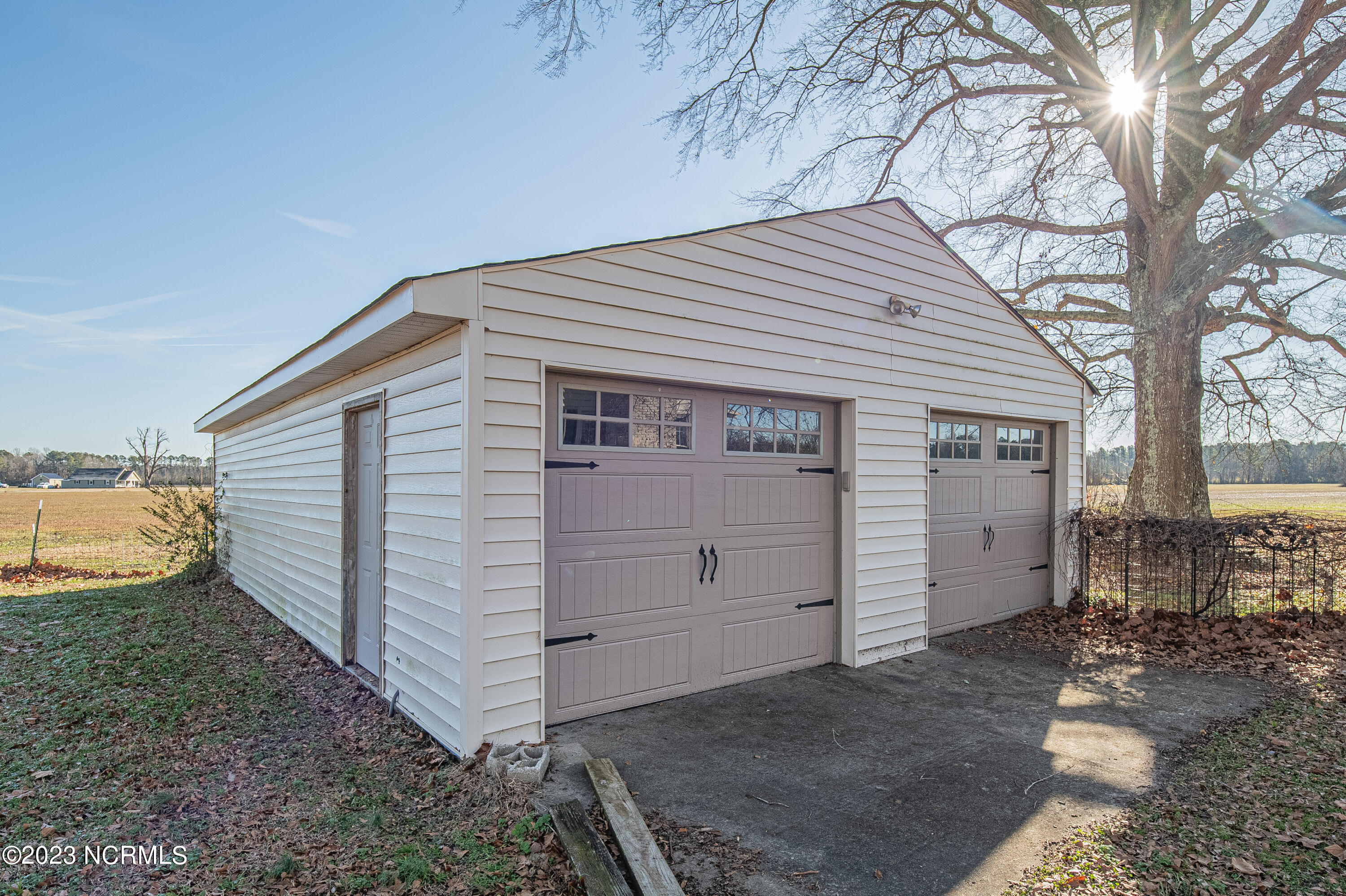 1713 Worthington-Warren Road Stokes, NC 27884 - Photo 17 of 42 Drive Through Garage