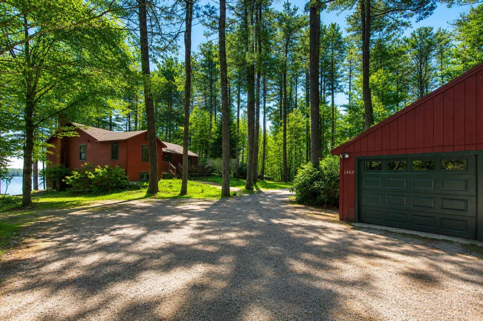 1807 Little Sunapee Road New London, NH 03257 - Photo 29 of 32