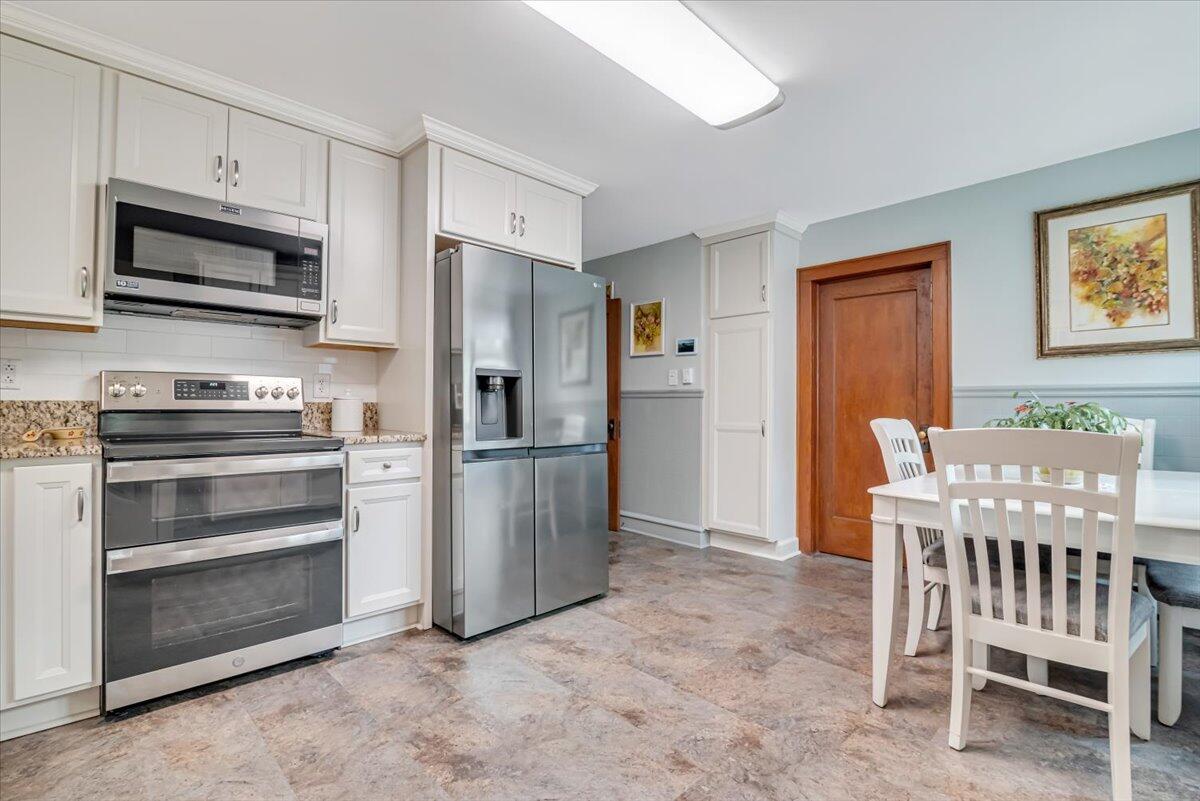 253 Thomas Road Blakeslee, PA 18610 - Photo 13 of 67 Kitchen