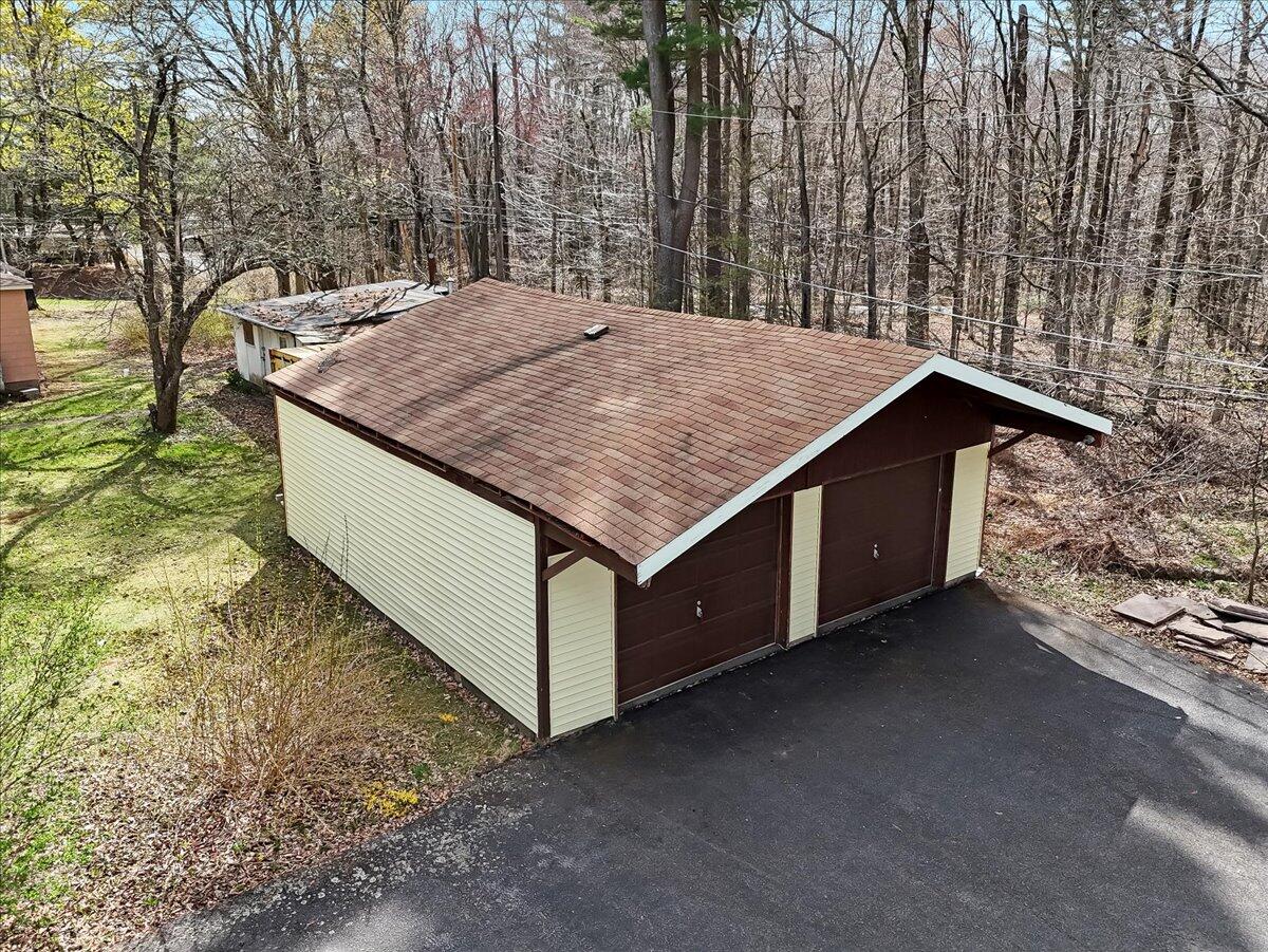 253 Thomas Road Blakeslee, PA 18610 - Photo 56 of 67 Plenty of Parking for everyone