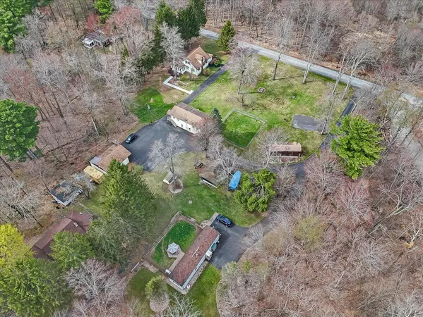 $479,000 | 253 Thomas Road, Blakeslee, PA 18610