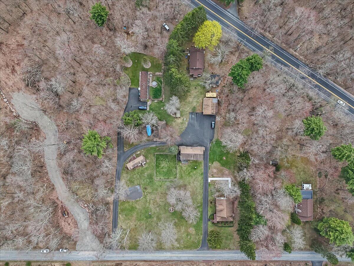 253 Thomas Road Blakeslee, PA 18610 - Photo 67 of 67 Drone